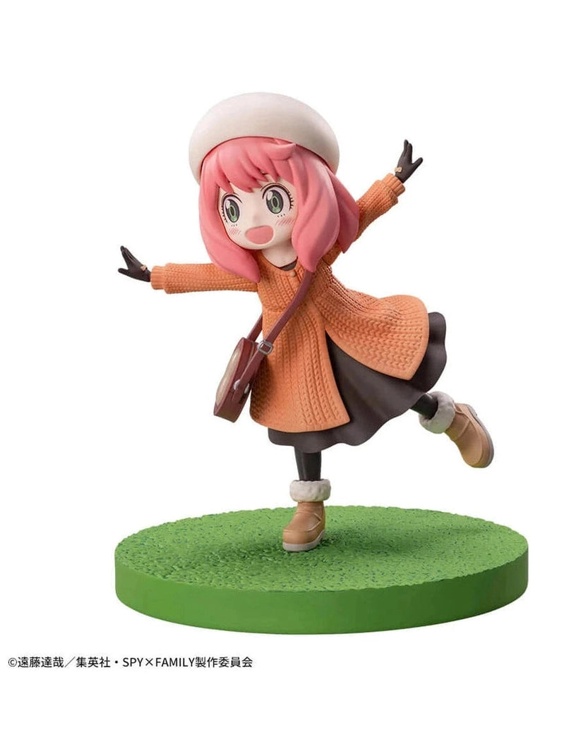 SPY X FAMILY FIGURA LUMINASTA ANYA FORGER FAMILY OOTING PRECINTADA PREVENTA 3-4 sem.